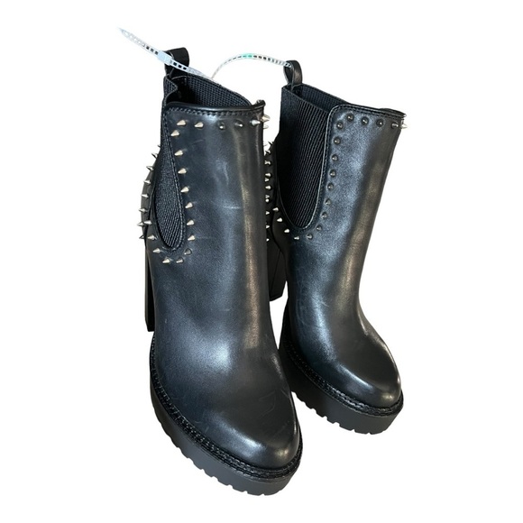 Gianni Bini Black RaantaTwo Studded Lug Sole Platform Booties NWOB Size 8.5&10M - Picture 16 of 16